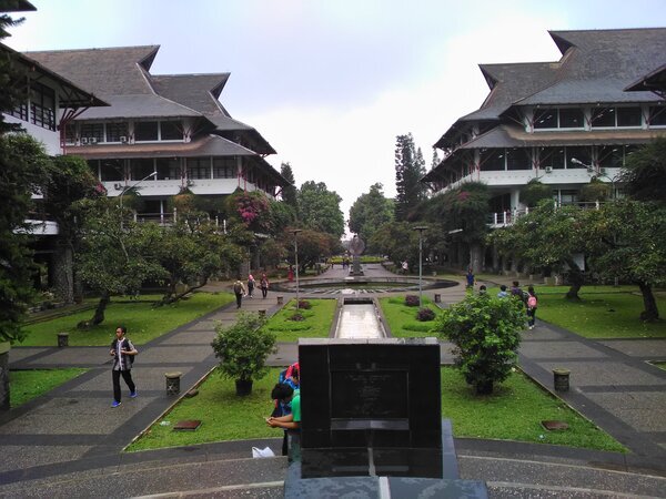 Institut Teknologi Bandung Itb Info 2020 Jurusan Quipper Campus